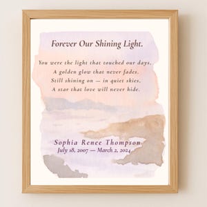 Stampa commemorativa "Forever Our Shining Light", stampabile, ricordo per adolescenti, poesia con nome e date, regalo digitale per la perdita di un figlio