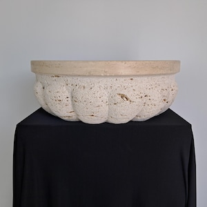 Round Travertine Vessel Basin, Handcrafted Calacatta Travertine Sink, Textured Exterior, Luxury Bathroom Basin Natural Stone Beige Washbasin