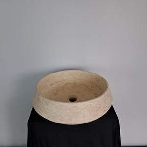 Premium Travertine Stone Vessel Sink, Elegant Wide-Rim Round Bathroom Basin, Luxury Bathroom Basin, Natural Stone Washbasin, Gift for Her