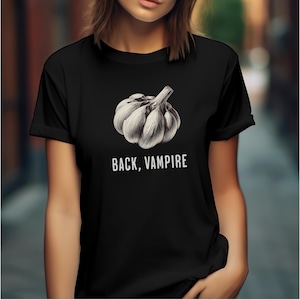 Garlic Shirt - Lustiges Kulinarisches T-Shirt | Vegan Vegetarisch TShirt | Gartenarbeit Geschenk | Knoblauch-Liebhaber-Shirt | Geschenk für Sie oder Ihn | Vampirabwehr