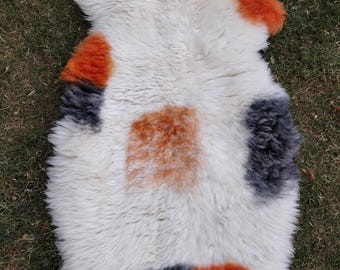 Hand Painted Natural Sheepskin Throw Rug 2x3 Single Pelt | Handmade Colored Genuine Sheep Skin Soft Fur Wool Area Rugs Home Decor