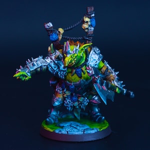 Goblin Boss | Painted Miniature for DnD |  Enemy Leader - Medium | Goblin Chieftain / Goblin General Warlord | Pathfinder TTRPG Minis