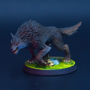 Woodland Wolf | Painted Miniature for DnD | Animal / Druid Wildshape / Enemy Beast - Medium | Tabletop RPG Minis Pathfinder Dungeon Master
