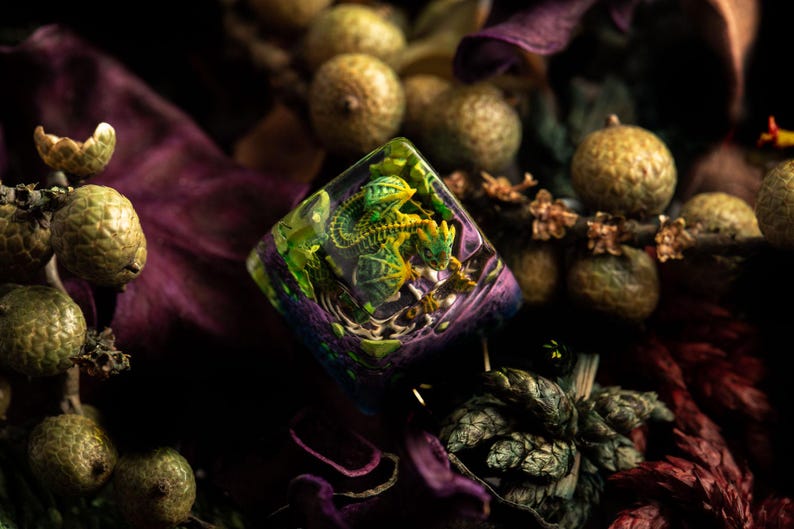 Handmade Resin Dragon Artisan Keycap – Gnarly Drakon, SA R1 Profile Leafy (SAR1)