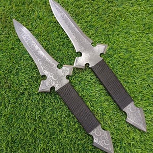 Cuchillo arrojadizo con diseño de calavera, el mejor regalo para él.