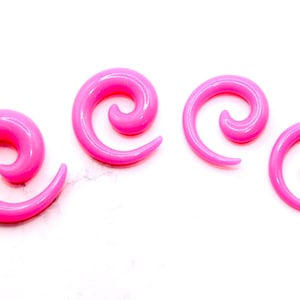 Pink Spiralkegel Ohrringe – gemustertes Ohrschmuck Set