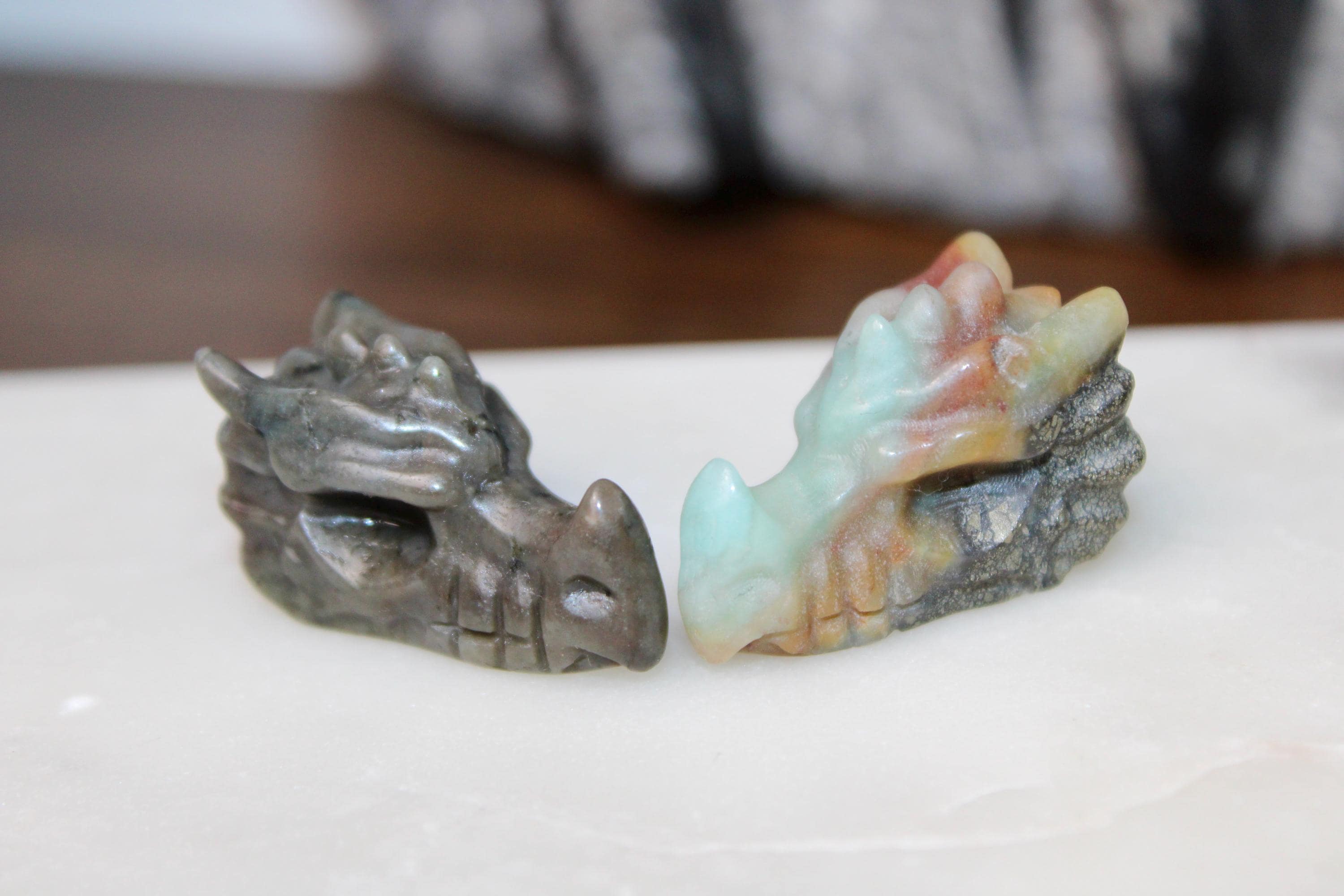 Dragon Stone Head Carvings – Set of 2 (1.5") Hand-Carved Crystal Dragon Sculptures, Decorative Stone Figures, Unique Gift Set