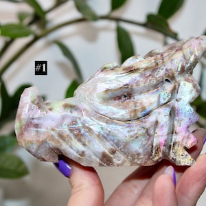 Rainbow Aura SphaleriteDragon Skull – Iridescent Crystal Carving, Fantasy Decor, Handcrafted Collector&#39;s Piece, Unique Display Gift