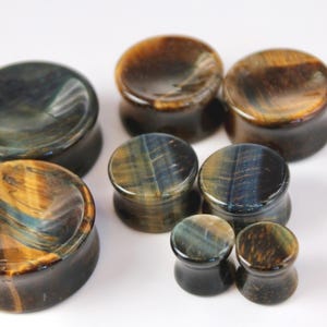 Blue Tiger Eye Stone Plugs – Double Flare Falcon’s Eye Stone Gauges (Pair) 3mm-32mm
