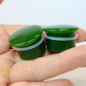 Green Jade Single Flare Stone Plugs