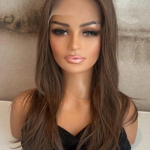 Dunkelbraune Geschichtete Lace Front Perücke: 22 &quot;Hand-Geknüpfte Kunsthaar