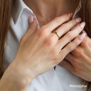 Anillo con nombre delicado personalizado: anillo delgado apilable, joyería personalizada, anillo con nombre para bebé, regalo para damas de honor, regalo para mamá con nombre de bebé, regalo para ella