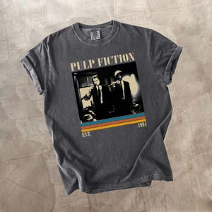 Chemise Pulp Fiction, Chemise cinéma, Chemise couleurs confort, Chemise cinéma Pulp Fiction, Chemise Pulp Fiction vintage, Chemise cinéma rétro, Cadeau d&#39;anniversaire