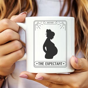 Caneca de Tarô com a Gravidez Expectante | Caneca de Café Engraçada para Grávidas, Anúncio de Bebê, Presente de Chá de Bebê | Humor na Gravidez