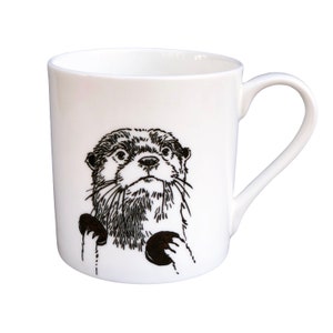 O - Alphabet of Snacking Animals Mug