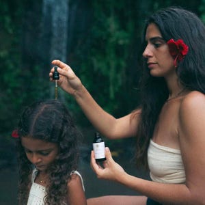 Ayurvedic Hair & Scalp Oil - Hair Growth Serum - Scalp Treatment