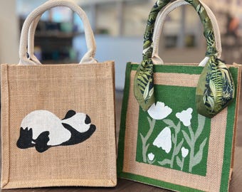 Serie sencilla. Bolsa de compra/bolsa de mano pintada a mano, hecha de yute.