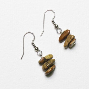 Picture jasper gemstone chip earrings image 1