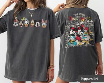 Camiseta retrô "Onde os Sonhos se Tornam Realidade" da Disneyworld, Camiseta vintage da Disney com Mickey e seus amigos, Camiseta combinando para as férias da Disney, Camiseta para viagem em família à Disney