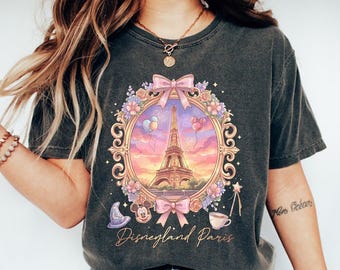 Camiseta retro de Mickey Mouse con lazo coqueto en acuarela de Disneyland París, camiseta para viaje de chicas a París, camiseta de vacaciones en Disneyland, camiseta de Mickey Mouse de la Torre Eiffel