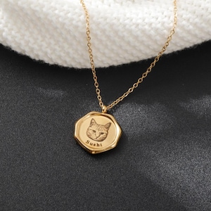 Engraved Pet Portrait Necklace: Personalized Stainless Steel Pendant