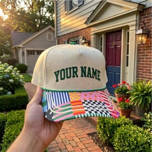 Gorra de cuerda con texto bordado personalizado, gorra de papá con visera de patchwork colorido y nombre personalizado