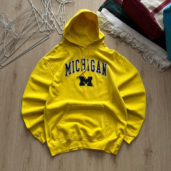 Vintage 90s Michigan Wolverines Hoodie Sweatshirt Medium University Of Michigan Embroidered Crewneck Michigan Wolverines Football Sweater M