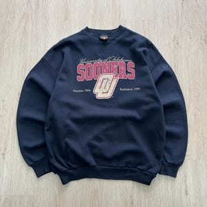 Vintage Oklahoma Sooners NCAA Sweatshirt XLarge OU Oklahoma Sooners Football Printed Crewneck University of Oklahoma Jumper Sweater Size XL