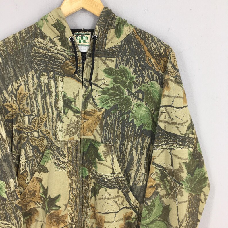 Vintage Mossy Oak Camo Hoodie Sweatshirt Medium Utomhus Kamouflage Äkta Träd Jakt Crewneck Skogskamouflage Tryckt Militär Dragkedja Tröja M bild 2