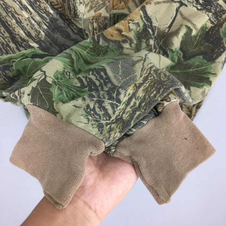 Vintage Mossy Oak Camo Hoodie Sweatshirt Medium Utomhus Kamouflage Äkta Träd Jakt Crewneck Skogskamouflage Tryckt Militär Dragkedja Tröja M bild 4