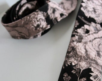 Blush and Black Floral Brocade Jacquard Necktie