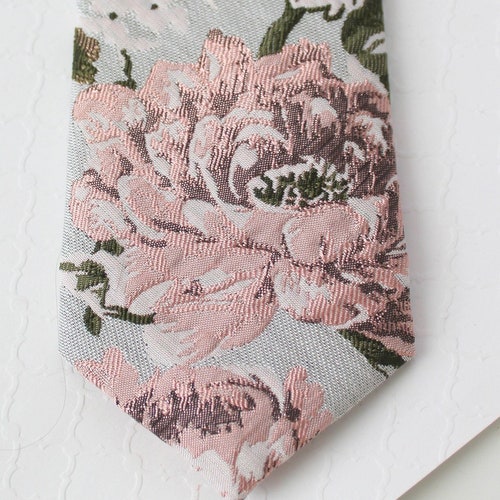 blush and grey tie