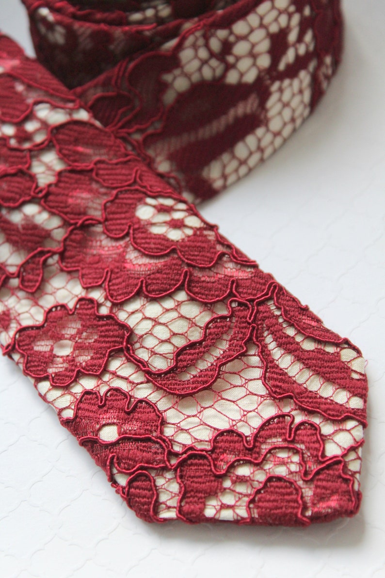 burgundy and gold necktie
