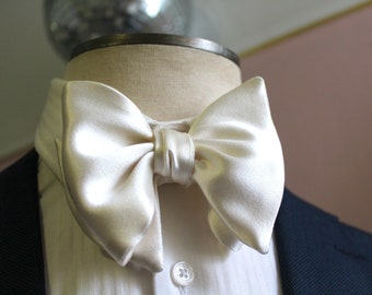 Ivory Silk Crepe De Chine Oversized Self Tying Bow Tie