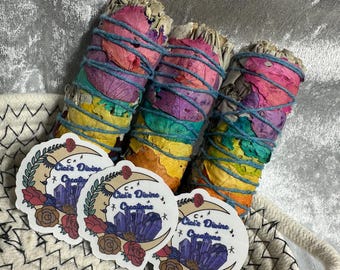 White Sage Chakra Smudge Stick - 7 Chakras Handmade Bundle Wrapped with Beautiful Rose Petals, Cleansing Power for Energy Purification