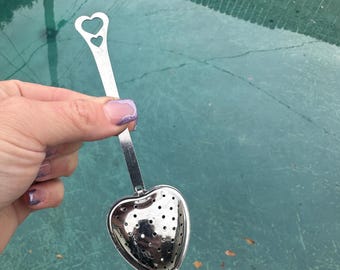 Stainless Steel Heart Shaped Tea Infuser for Loose Tea - Versatile Design for Various Tea Types