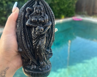 Lilith Statue – Dark Goddess Figurine | 9” Handcrafted Sculpture in Black or Red| Witchcraft| Occult| Wicca| Altar decoration