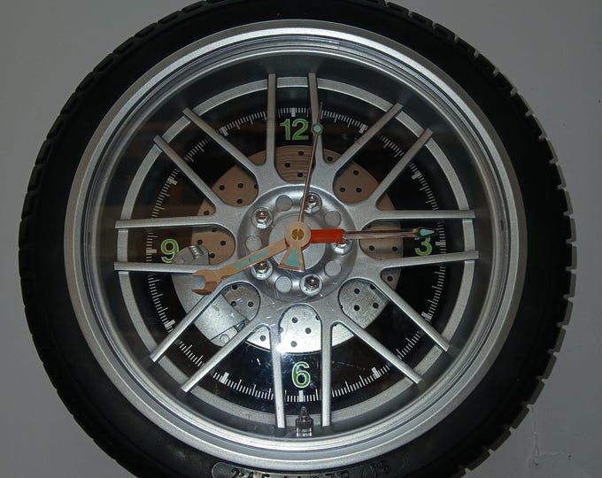 Tire Wheel Shaped Wall Clock Mechanic Garage Decor Works 10.5