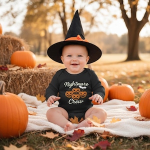 Pumpkin Baby Bodysuit – Soft Cotton Onesie for Newborn, First Halloween Outfit