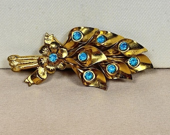 Vtg 1940s Gold Tone Sapphire Blue Rhinestone Floral Bouquet Brooch Pin A46