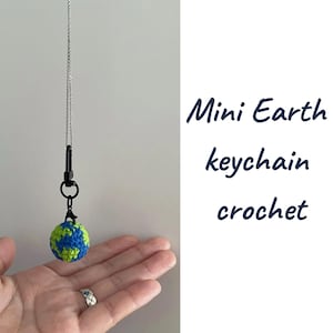 Mini Earth Keychain Crochet Pattern, Amigurumi Planet Digital Design, Gift Crochet for Science Lovers DIY, earth keychain crochet,mini earth