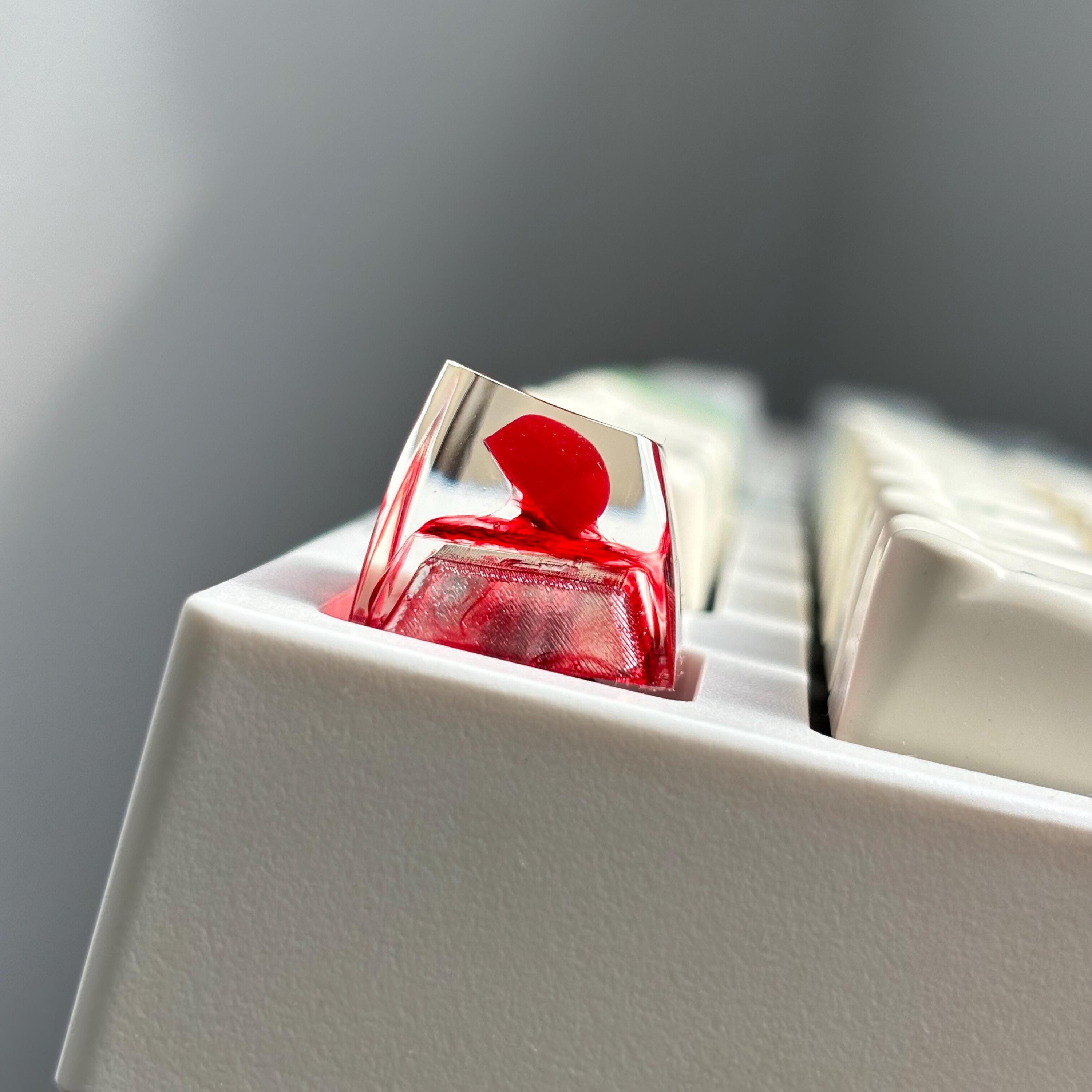 Floating Heart Artisan Keycap, Clear Resin Custom Keycap for Mechanical ...