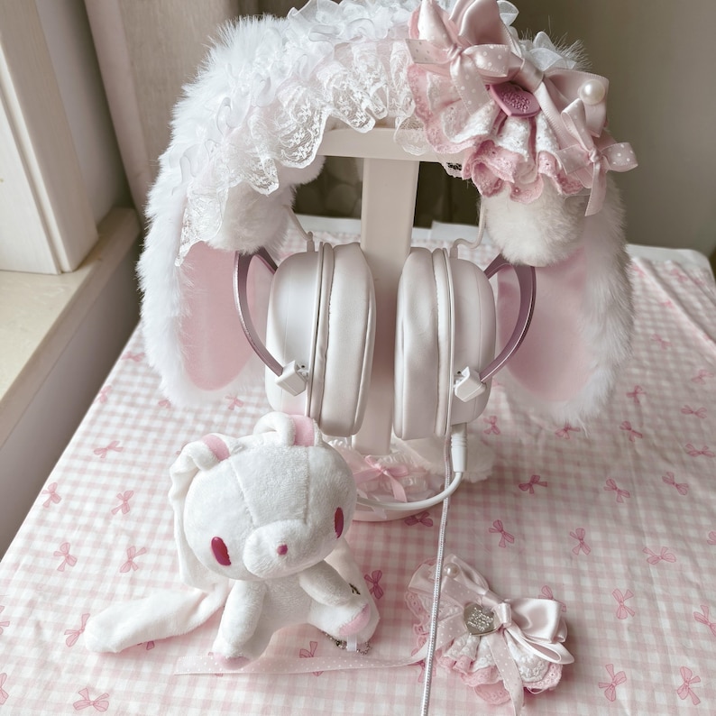 Fluffigt kaninöronskydd, kawaii coquette hörlursdekoration för AirPods Max Sony XM5 HyperX, hörlurstillbehör bild 3