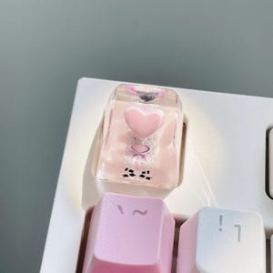 Coquette Pink Heart Lace Artisan Keycap,White Heart Lace Keycaps, Pastel Balletcore Desk Decor for Cherry MX,Handmade Gift