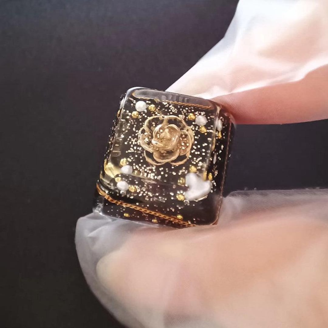 Goth Key Cap Set Elegant Goth Golden Rose Artisan Keycap, Dark Coquette Resin Desk Decor ...