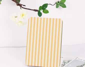 Yellow Stripes 2025 Neue Kindle Hülle Für Kindle 12th, Paperwhite 2024, Colorsoft | Auto-Wake / Sleep-Funktion
