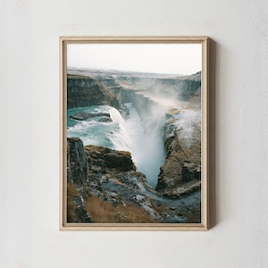Impressão da Cachoeira Gullfoss, Fotografia de Paisagem da Islândia, Decoração de Água Azul imagem 1