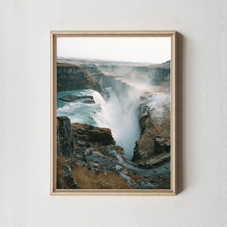 Impressão da Cachoeira Gullfoss, Fotografia de Paisagem da Islândia, Decoração de Água Azul imagem 1