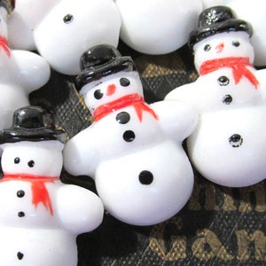 Snowman Button One (1) Czech Glass Snowman Button Painted White Glass Christmas Snow Winter Wedding Jewelry Sewing Supplies (T564)