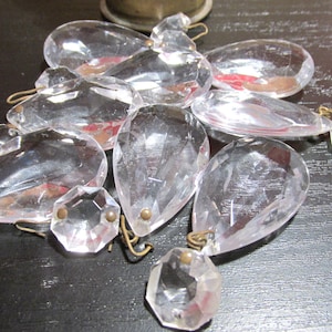 Chandelier Crystals Teardrop VINTAGE Clear Beveled Faceted Glass Ten (10) Lead Crystal Prism Pendant Ornament Jewelry Art Supplies (N425)